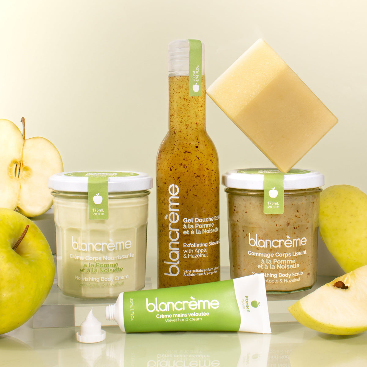 Gommage corps lissant – Pomme & Noisette