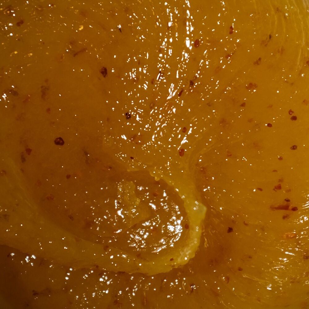 Gommage corps lissant – Miel & Amande